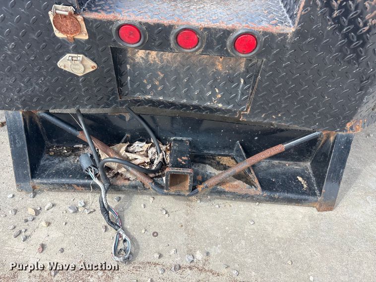 image for item EU5797 Pickup truck flatbed