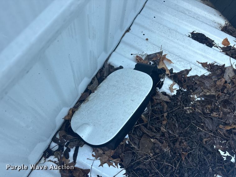 image for item EU5801 Pickup truck bed