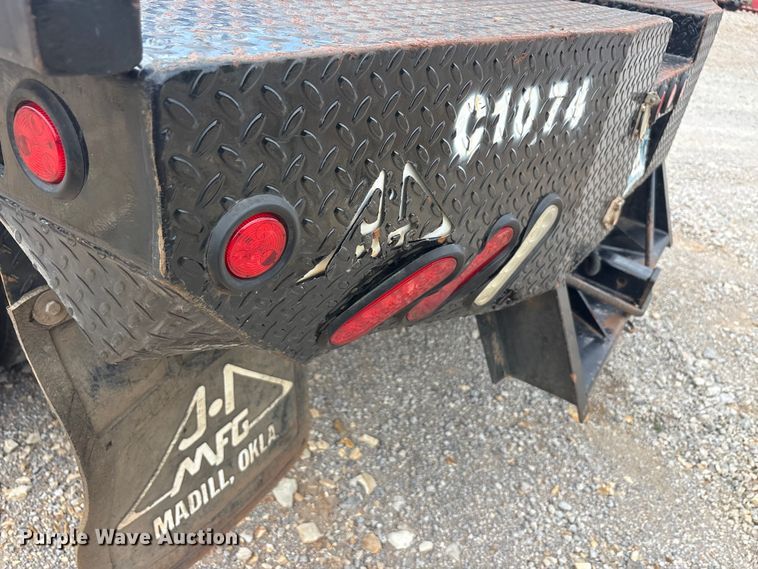 image for item EU5806 2020 Chevrolet Silverado 3500HD flatbed pickup truck