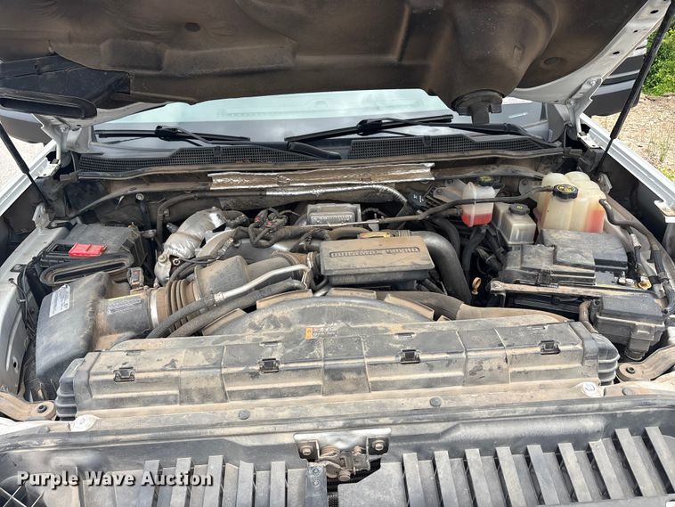 image for item EU5806 2020 Chevrolet Silverado 3500HD flatbed pickup truck