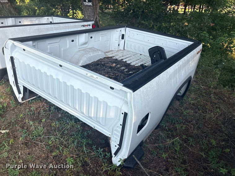 image for item EU5812 2024 Chevrolet 2500 Pickup truck bed