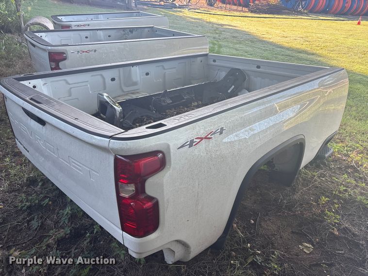 image for item EU5812 2024 Chevrolet 2500 Pickup truck bed