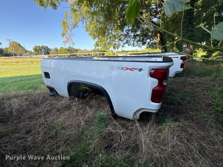 image for item EU5813 2024 Chevrolet 2500 Pickup truck bed