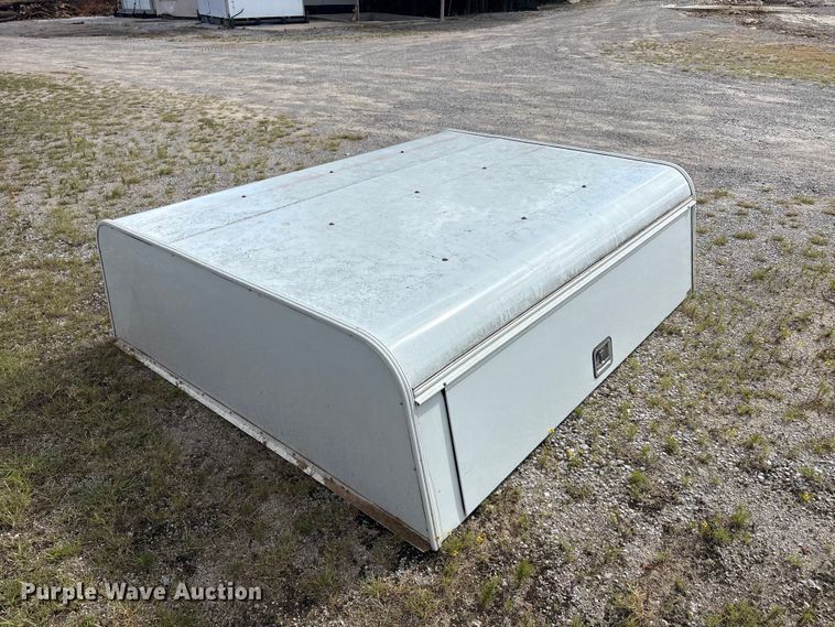 image for item EU5815 ARE DM671-23 pickup truck topper