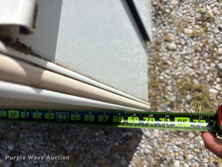 image for item EU5816 ARE D471-23 pickup truck topper