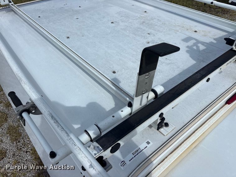 image for item EU5817 Are D471-23 pickup truck topper