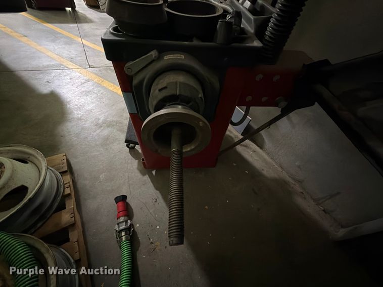 image for item EU5878 Coats direct drive 1055 solid state tire balancer