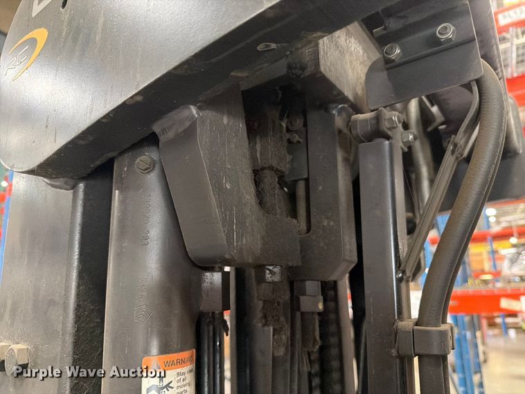 image for item EU5886 2016 Crown RC5530-35 forklift