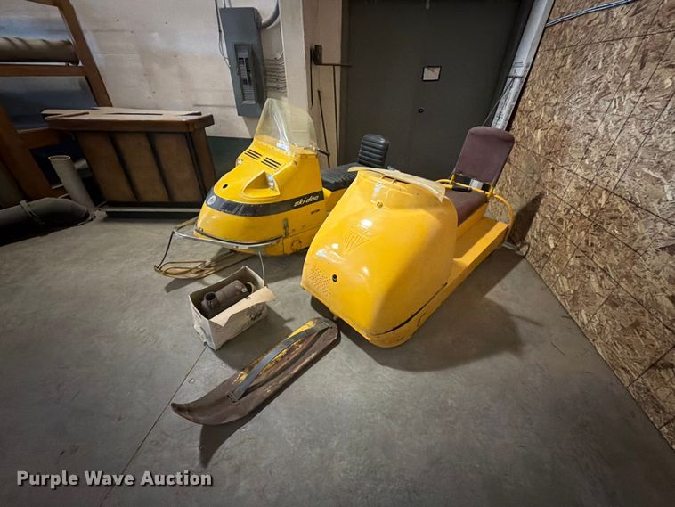 image for item EU8702 Ski-Doo Bombardier snowmobile