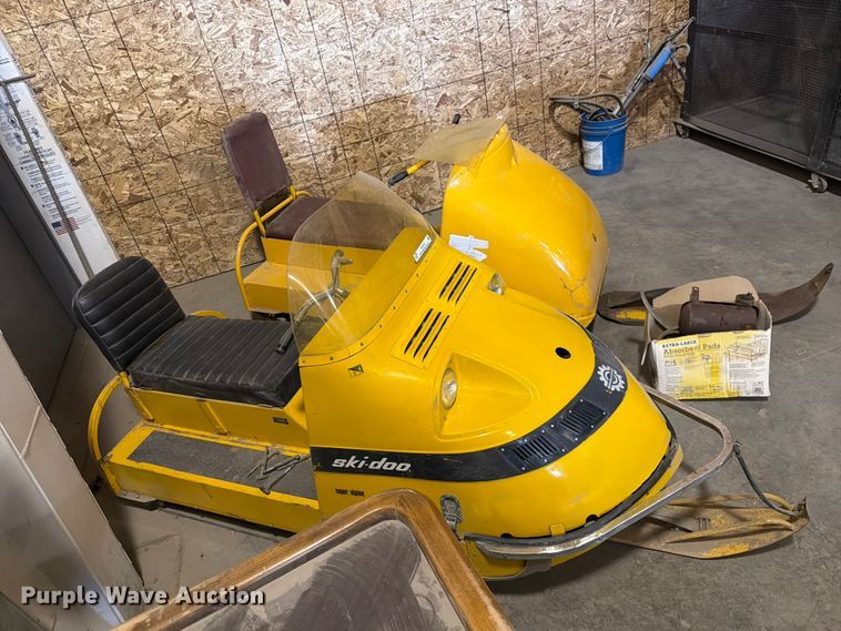 image for item EU8702 Ski-Doo Bombardier snowmobile