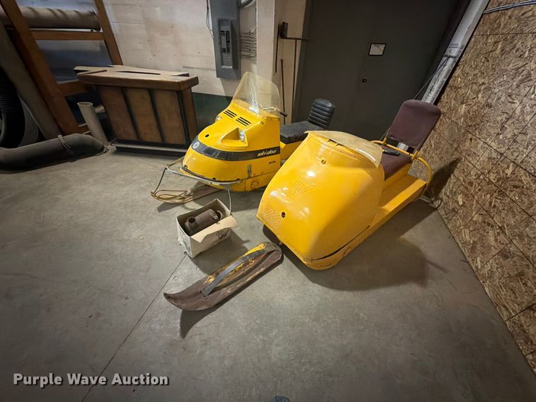 image for item EU8702 Ski-Doo Bombardier snowmobile