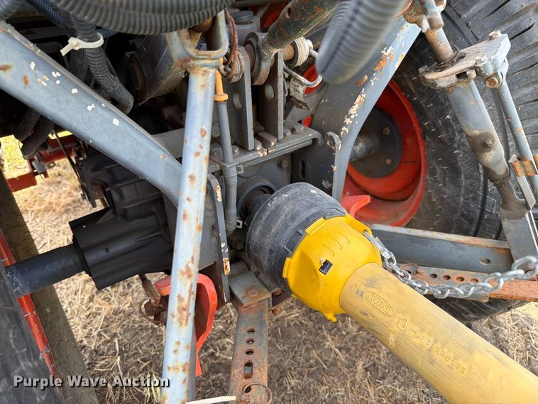 image for item EV2333 2005 Kubota B3030 HSDC MFWD tractor