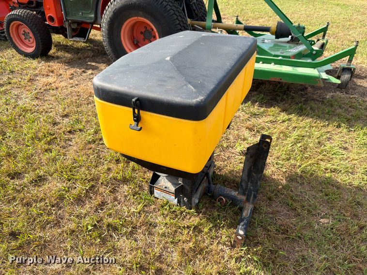 image for item EV2333 2005 Kubota B3030 HSDC MFWD tractor