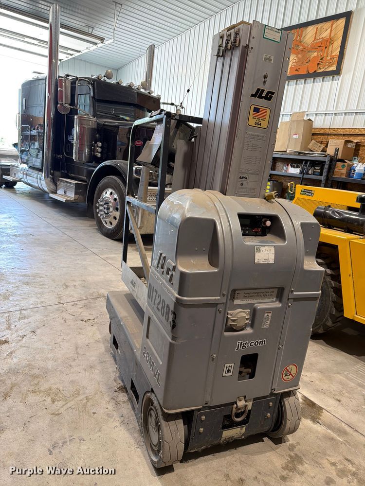 image for item EV2337 2013 JLG 20MVL lift vertical lift