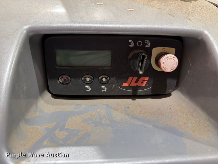 image for item EV2337 2013 JLG 20MVL lift vertical lift