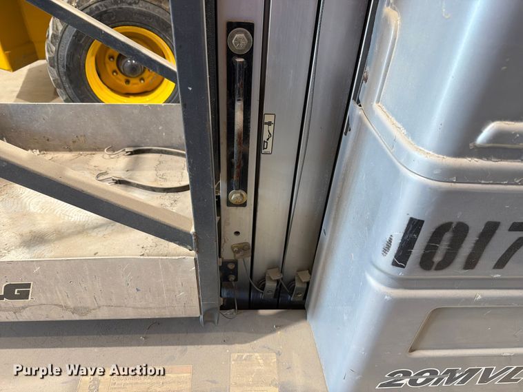 image for item EV2337 2013 JLG 20MVL lift vertical lift
