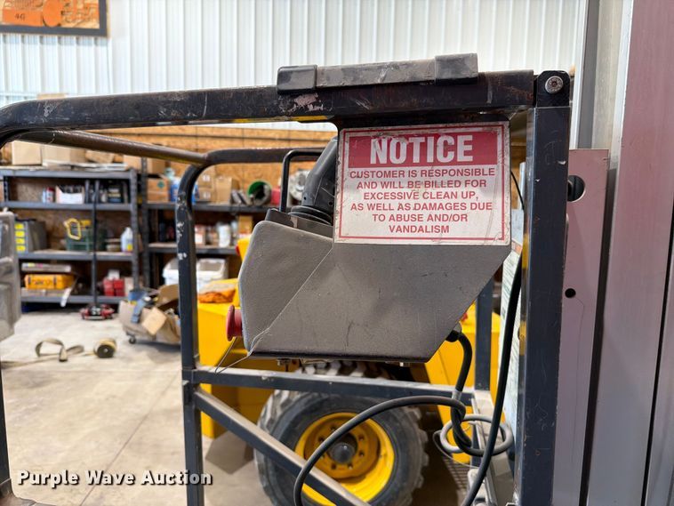 image for item EV2337 2013 JLG 20MVL lift vertical lift