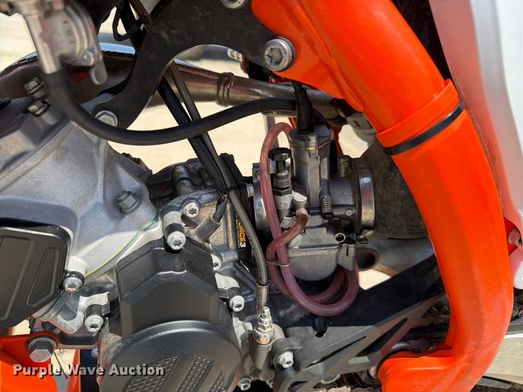 image for item EV2338 2022 KTM 85SX dirt bike
