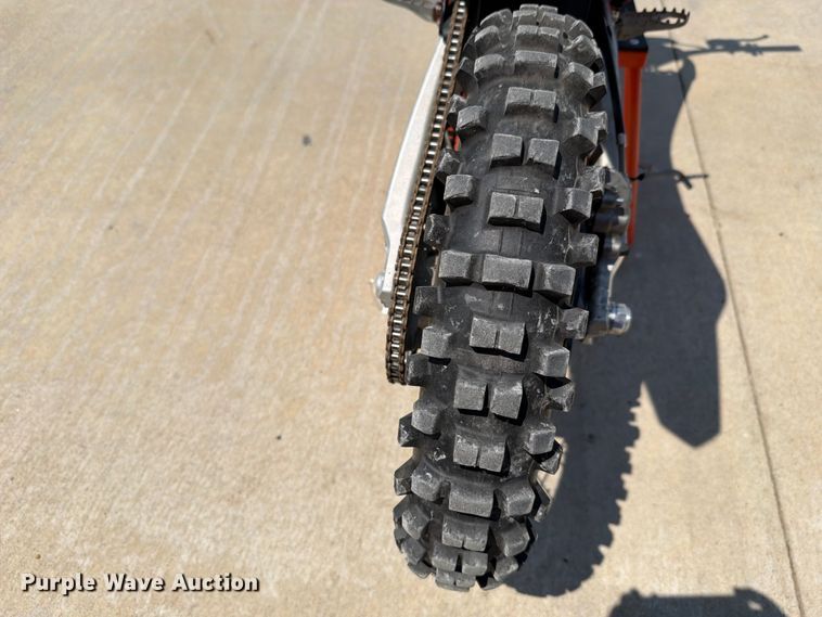image for item EV2338 2022 KTM 85SX dirt bike