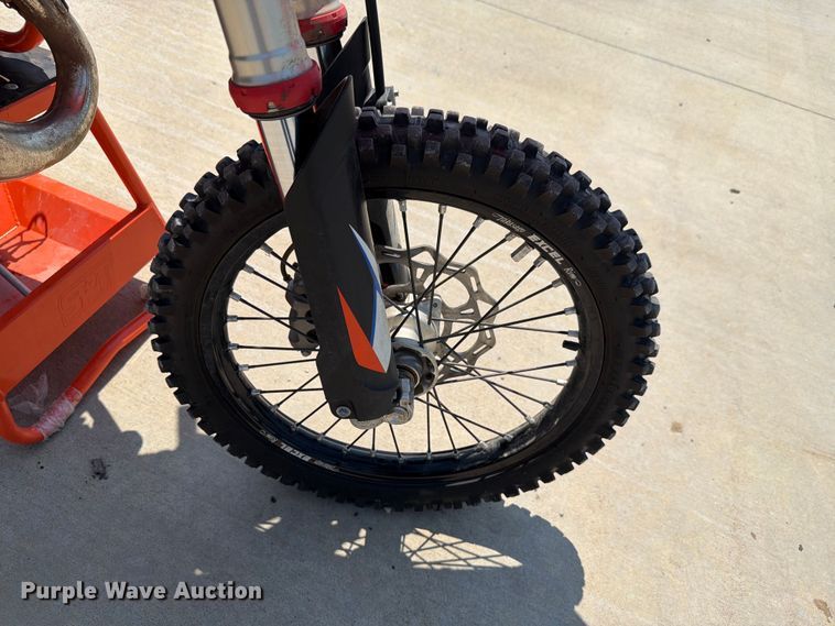 image for item EV2338 2022 KTM 85SX dirt bike