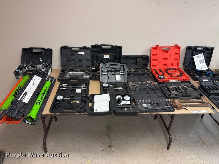 image for item EV2370 Shop tools