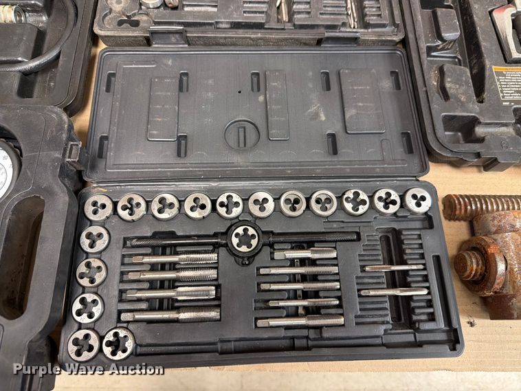 image for item EV2370 Shop tools
