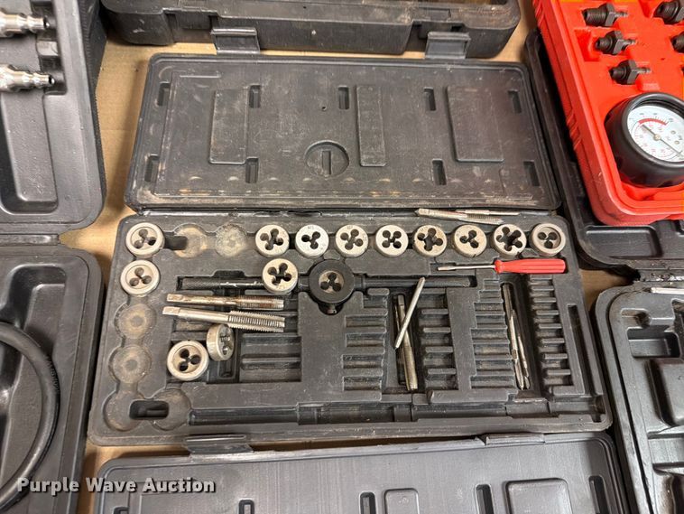 image for item EV2370 Shop tools
