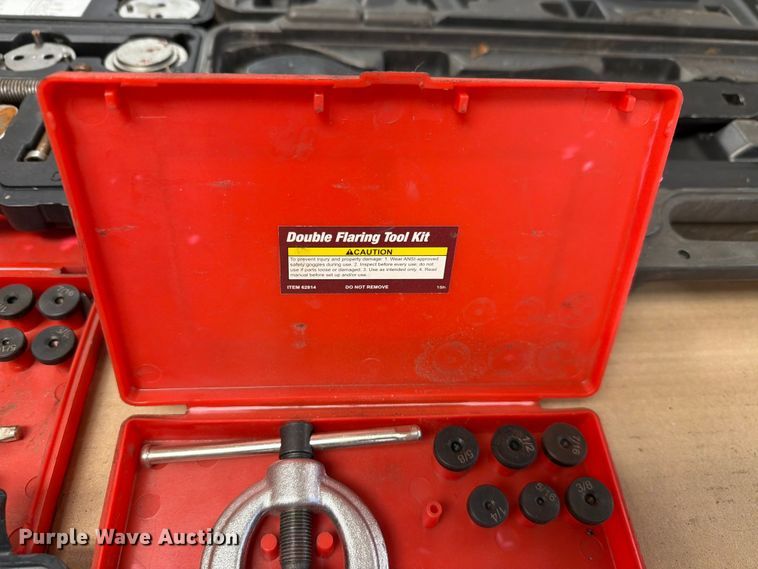 image for item EV2370 Shop tools