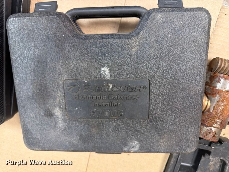 image for item EV2370 Shop tools