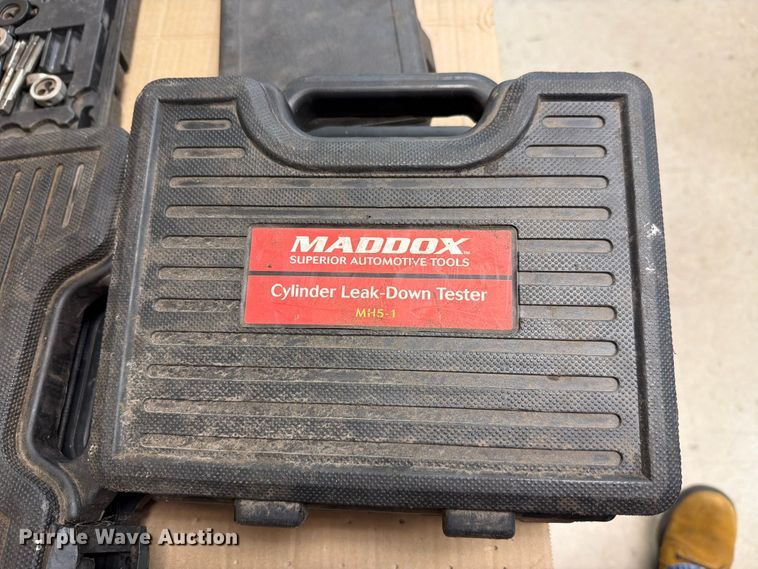 image for item EV2370 Shop tools