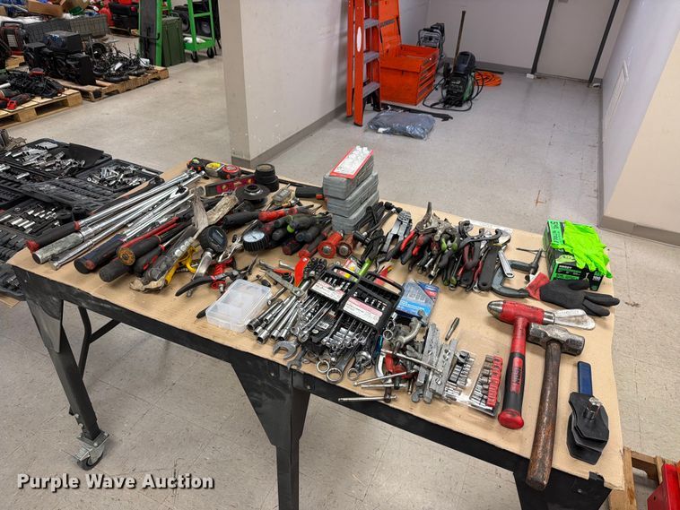 image for item EV2371 Shop tools