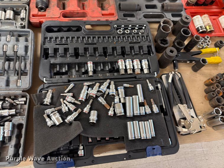 image for item EV2371 Shop tools