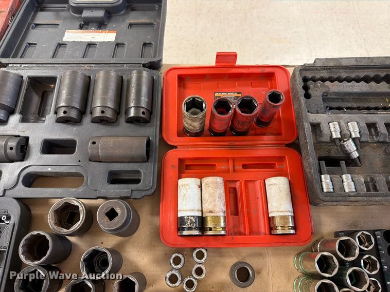 image for item EV2371 Shop tools