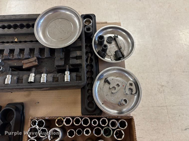 image for item EV2371 Shop tools