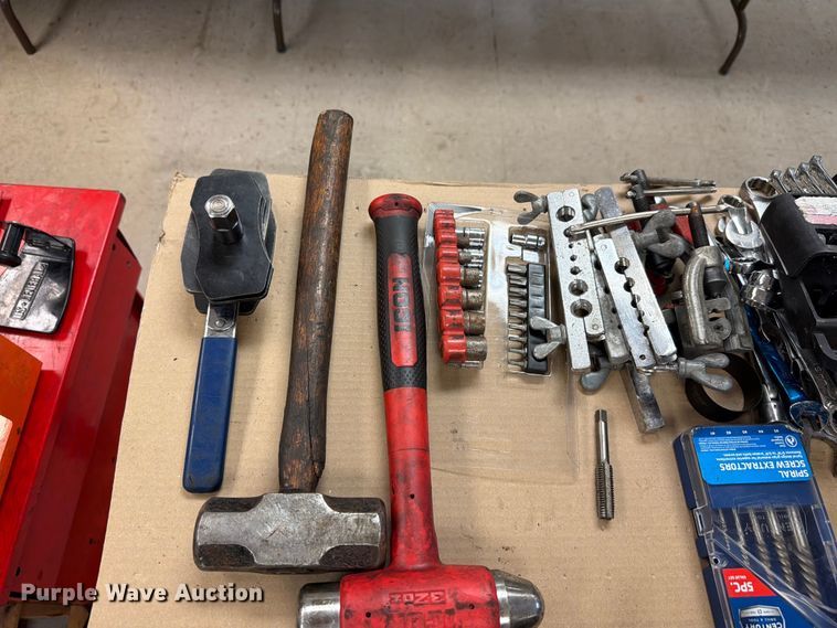 image for item EV2371 Shop tools