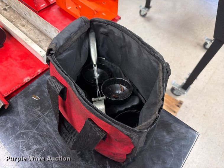 image for item EV2371 Shop tools