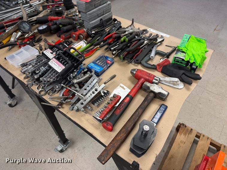 image for item EV2371 Shop tools