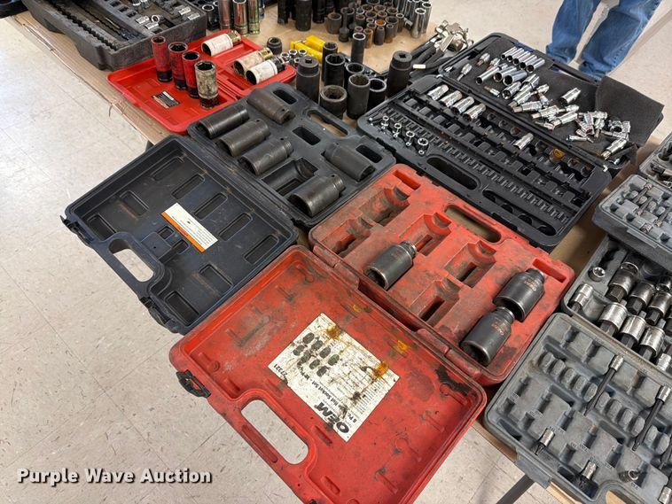 image for item EV2371 Shop tools