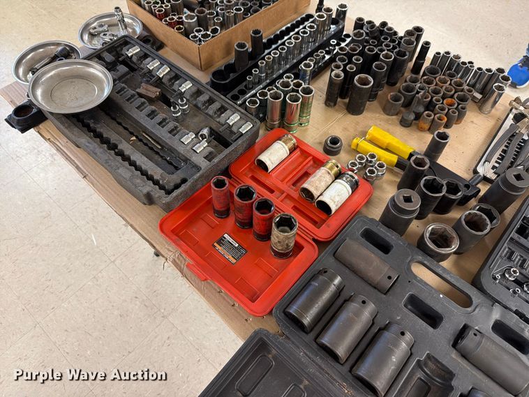 image for item EV2371 Shop tools
