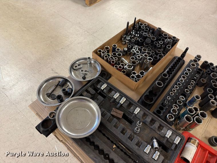 image for item EV2371 Shop tools