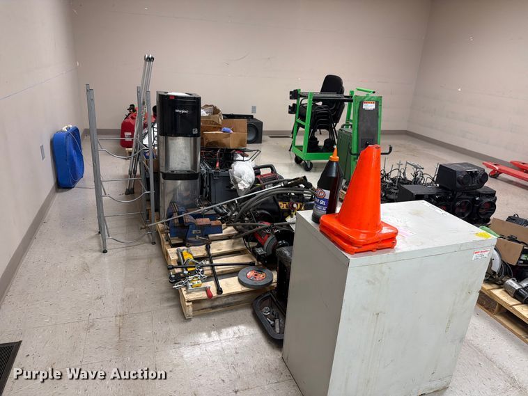 image for item EV2373 Tools