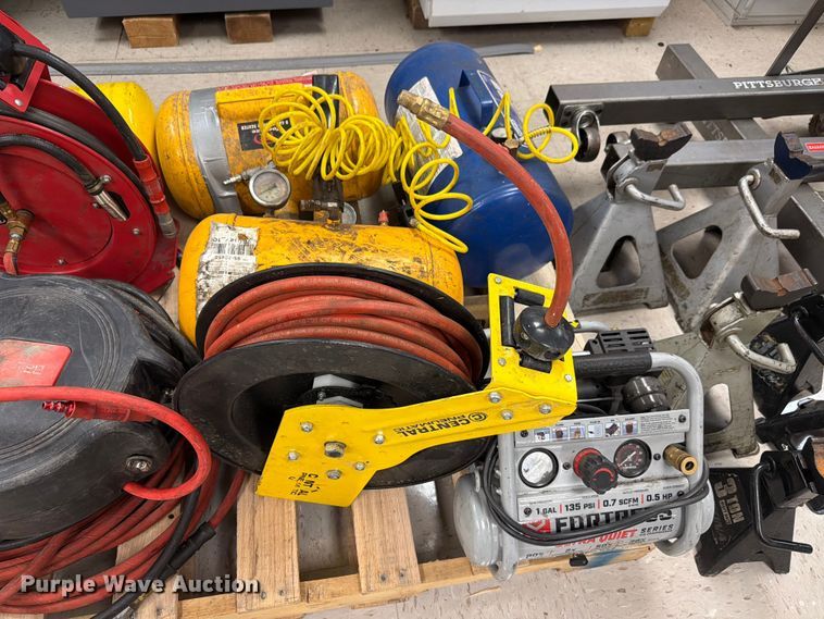 image for item EV2374 Shop tools