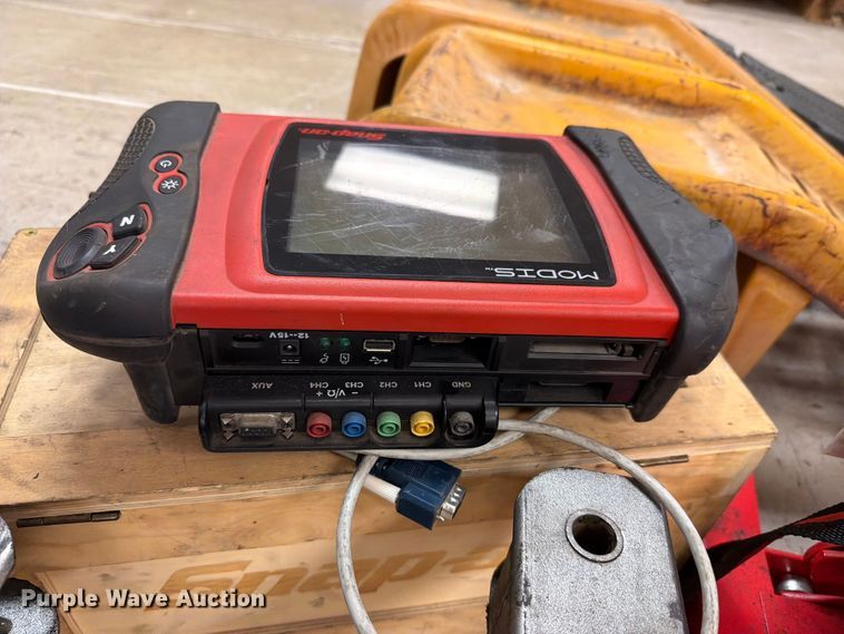 image for item EV2374 Shop tools