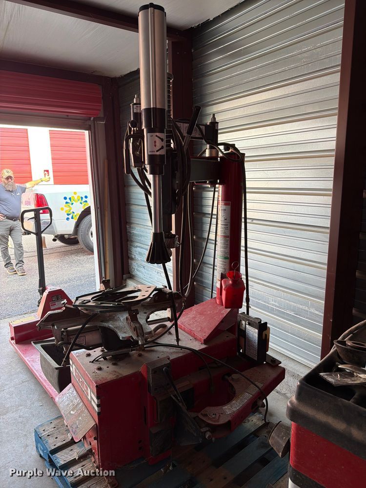image for item EV2375 Coats RC-55 tire changer