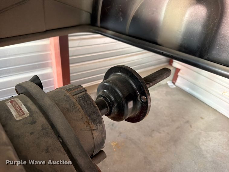 image for item EV2376 Coats 1300 tire balancer
