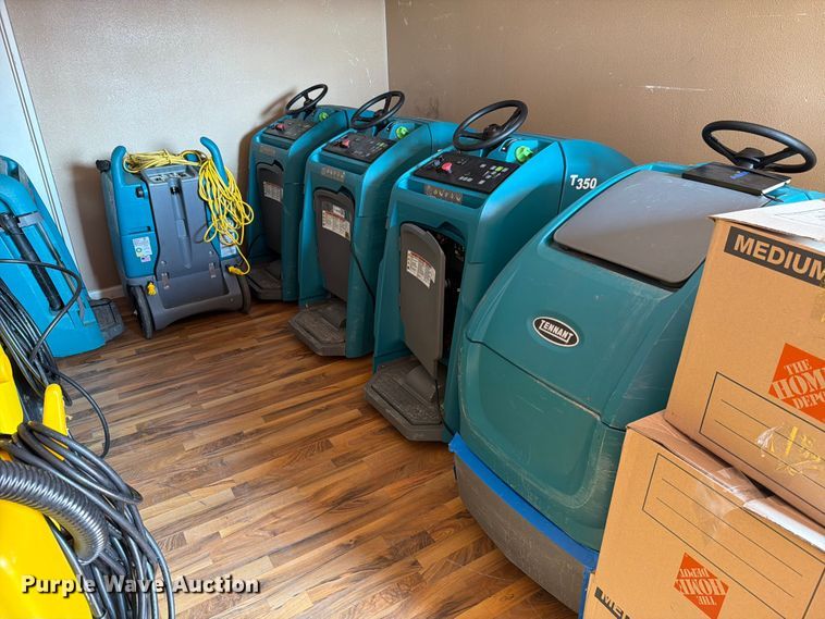 image for item EV2377 Floor cleaning equipment