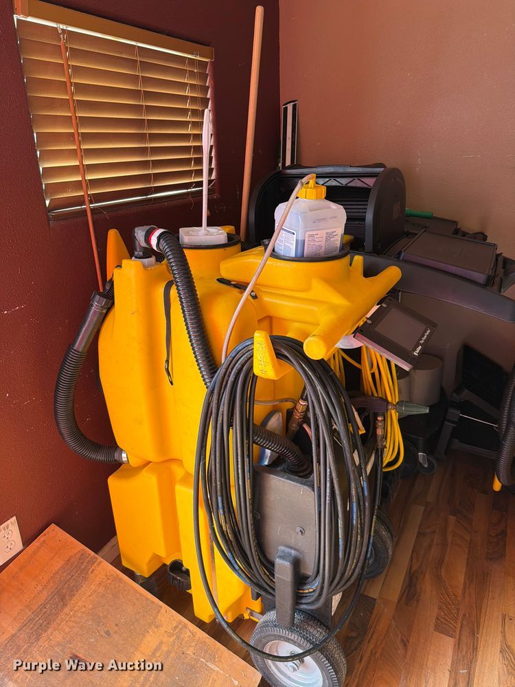 image for item EV2377 Floor cleaning equipment