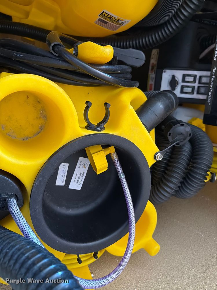 image for item EV2377 Floor cleaning equipment