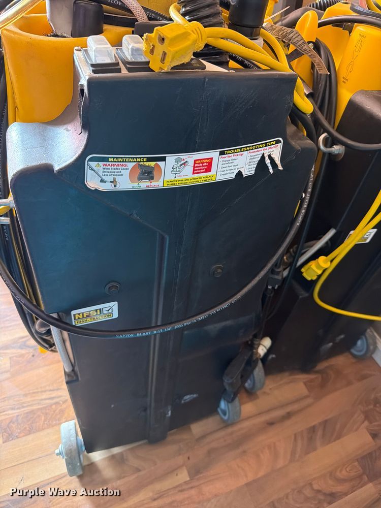image for item EV2377 Floor cleaning equipment