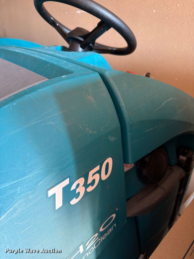 image for item EV2377 Floor cleaning equipment